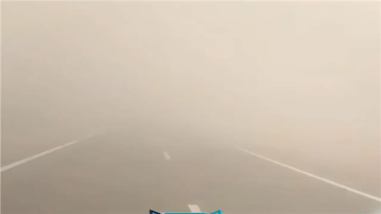 إعادة فتح جزئي لطريق سفاجا – قنا عقب تحسن حالة الطقس المتقلبة